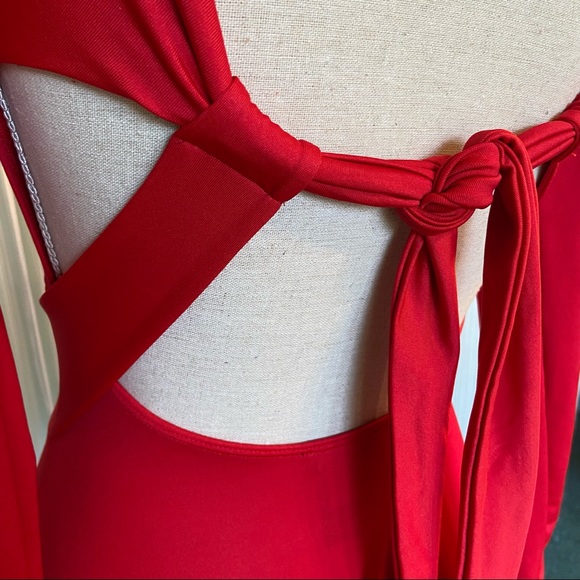Red Long Sleeve Front Knot Cut Out Back Top Size XS - Picture 8 of 16